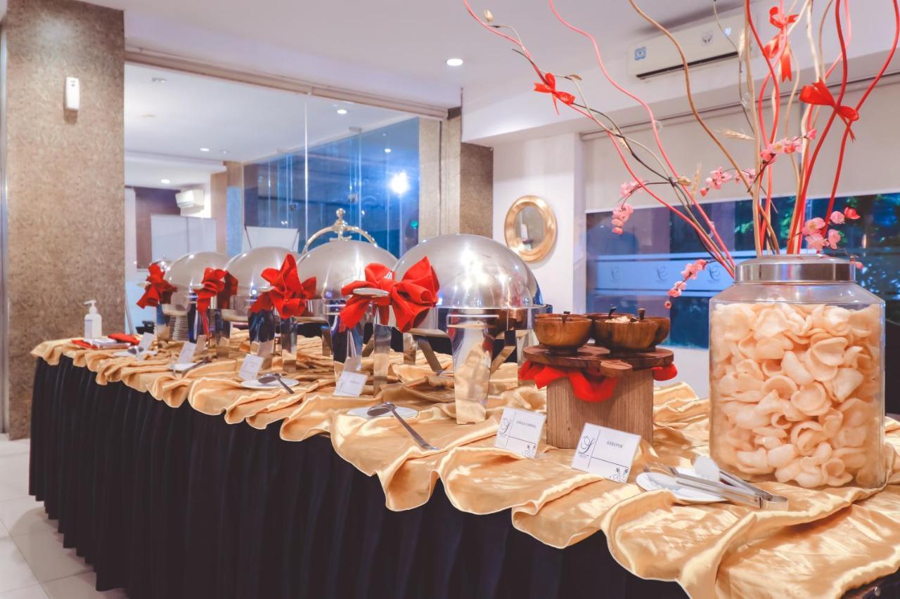 Saka Hotel Medan Sunggal Екстериор снимка