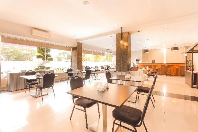 Saka Hotel Medan Sunggal Екстериор снимка