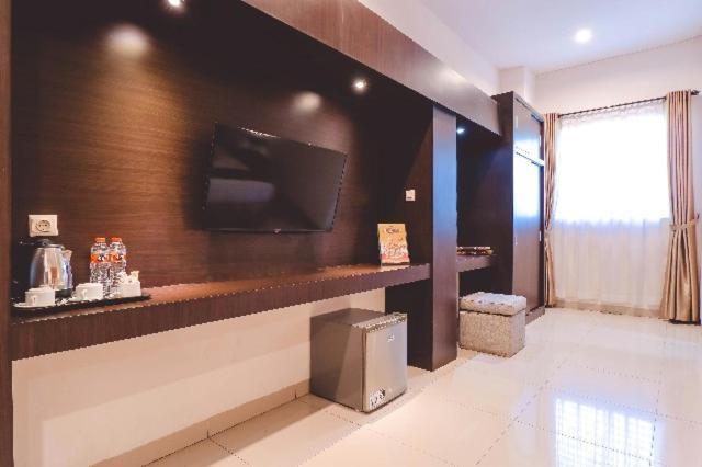 Saka Hotel Medan Sunggal Екстериор снимка