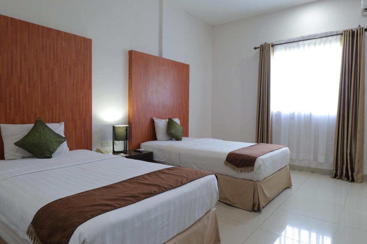 Saka Hotel Medan Sunggal Екстериор снимка